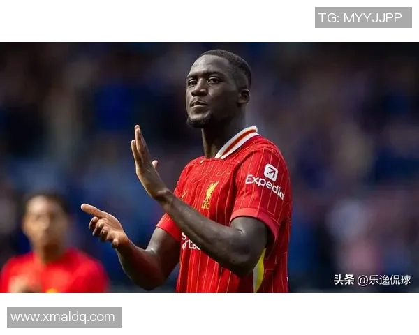 国际足球明星中谁是顶尖后卫 球场防线的无敌守护者