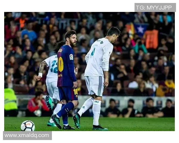 梅西与C罗对决足球世界之巅谁能笑傲江湖