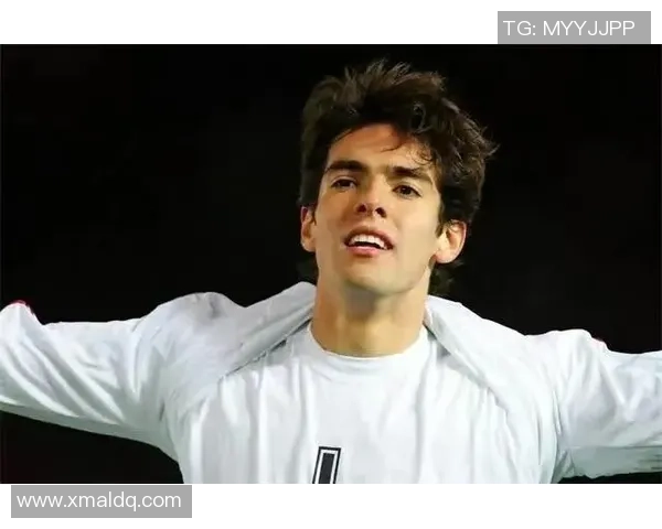 全球十大足球帅哥球星排行榜 颜值与实力并存的运动天才们 全球十大足球帅哥球星排行榜 颜值与实力并存的运动天才们