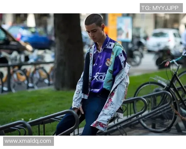 各大足球球星抖音账号大揭秘 看球迷如何追随偶像的足坛动态